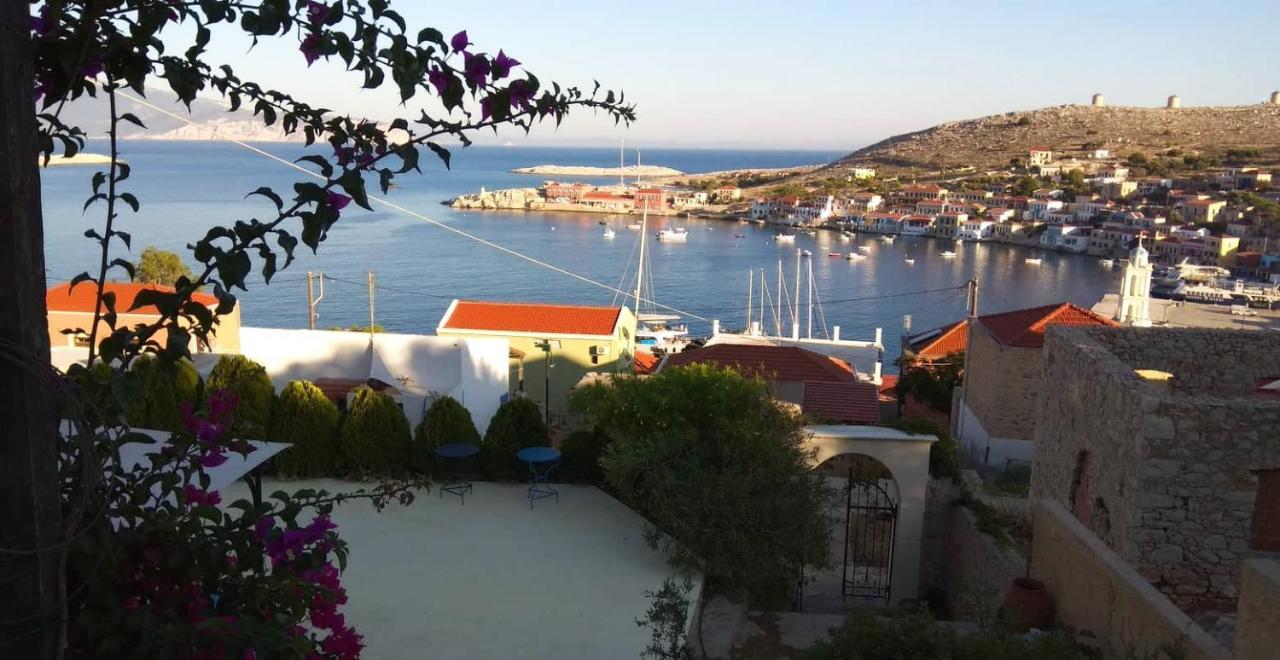 Marina Castellana Studios II Chalki Town Exteriér fotografie