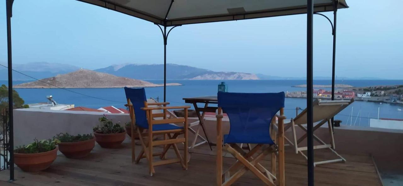 Marina Castellana Studios II Chalki Town Exteriér fotografie