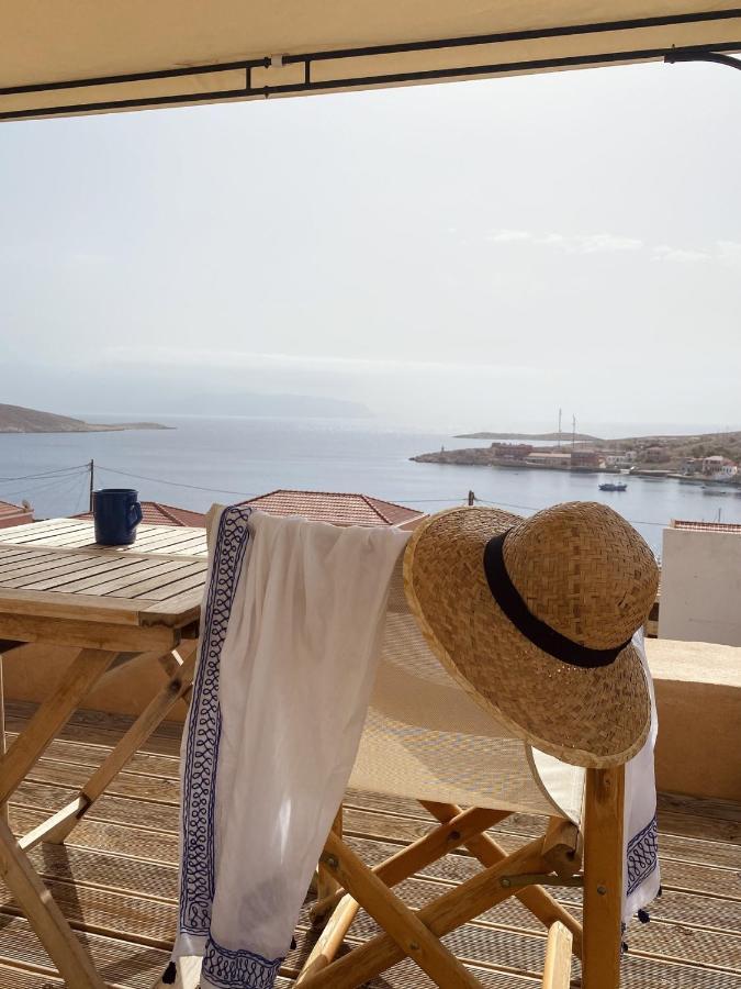 Marina Castellana Studios II Chalki Town Exteriér fotografie